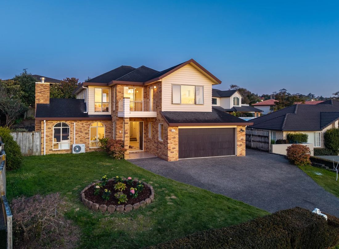132 John Brooke Crescent, East Tamaki Heights, current listing