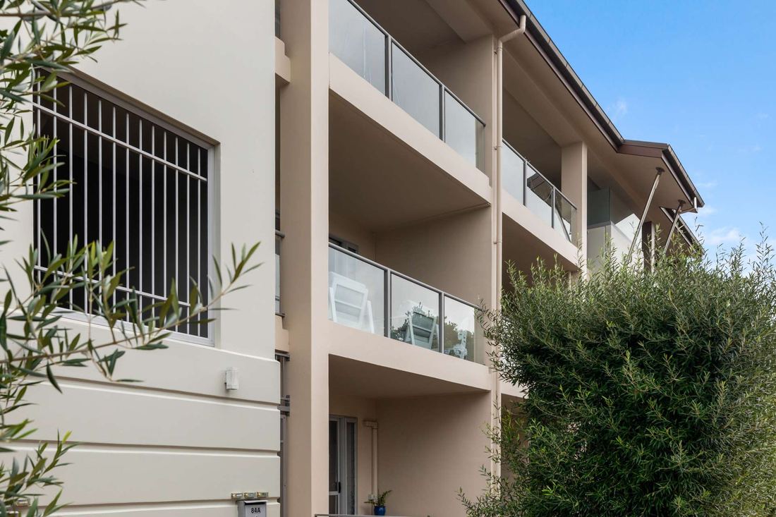 84B Michael Jones Drive, Flat Bush, sold by Angus Chan
